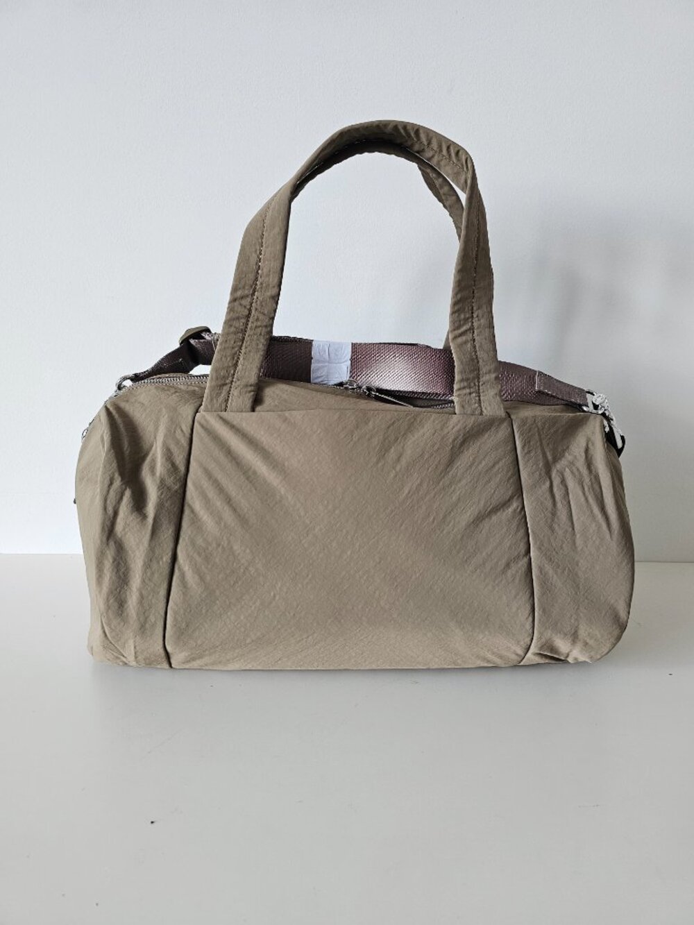NWT LULULEMON FANB Fawn Brown On My Level Barrel Duffle Duffel Bag One Size OS - Picture 4 of 15